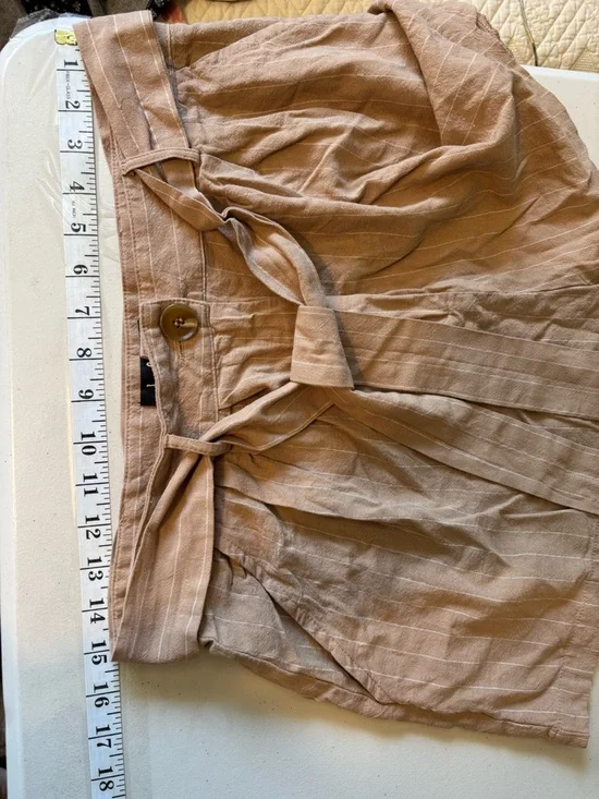 Lulus Paperbag High Waist Shorts Brown Size Large PinStripe Tie Belt Lightweight - Picture 10 of 10